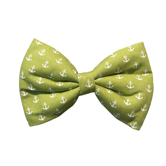 Capri Dog Collar Bow Tie